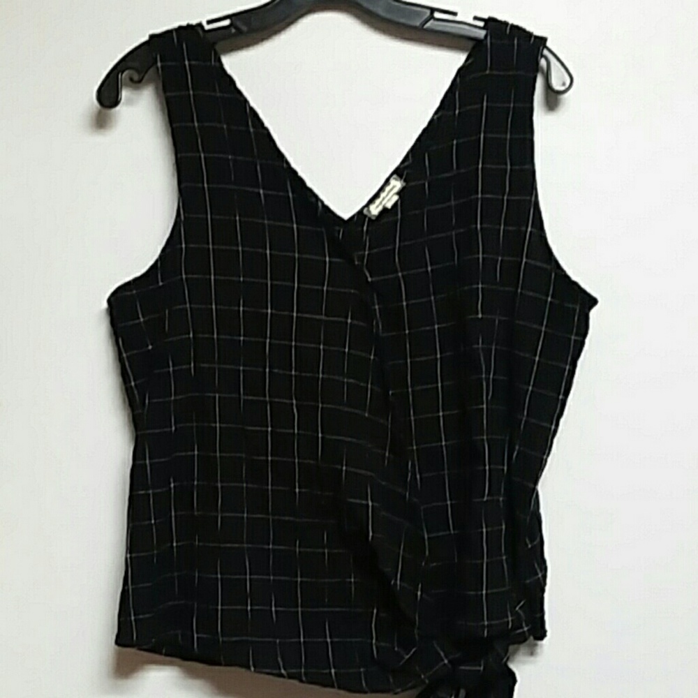 Eyeshadow Tank
